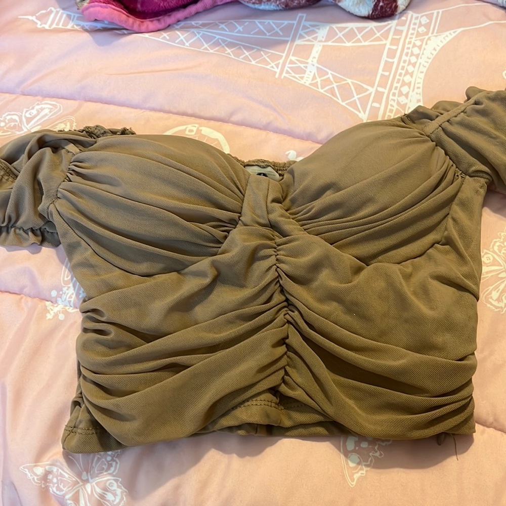Brand: MonoB Size:M Color:Tan